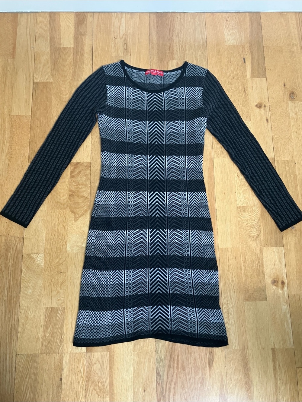 Krimson Klover Black and White Patterned Long Sleeve Sweater Dress